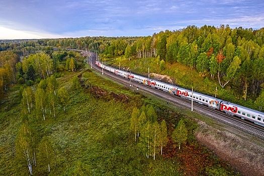 Движение поездов в Приморье прервано из-за отключения электричества